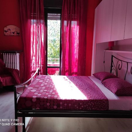Beb Da Gaia E Giulio Bed and Breakfast Reno Di Leggiuno Exteriör bild